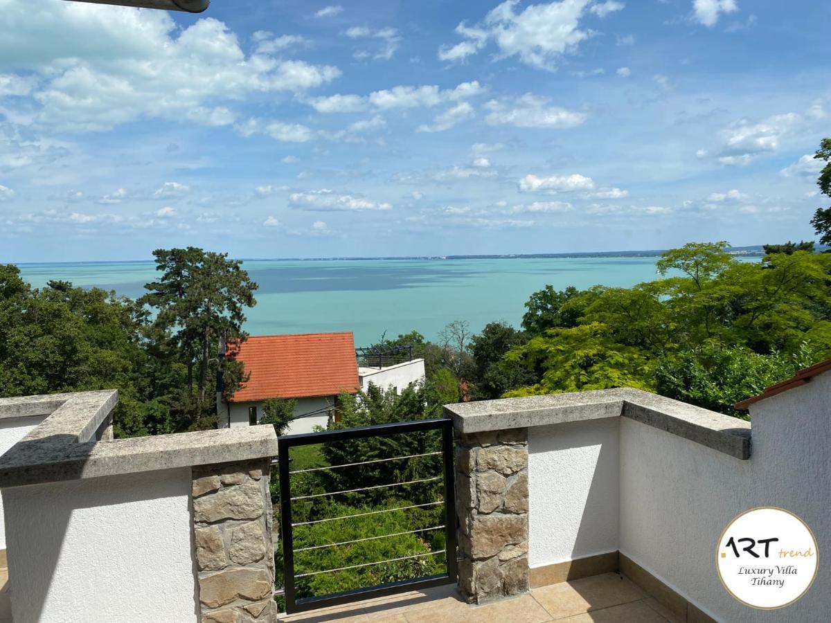 Arttrend Luxury Villa Тихань Экстерьер фото