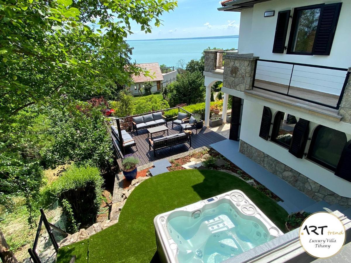 Arttrend Luxury Villa Тихань Экстерьер фото